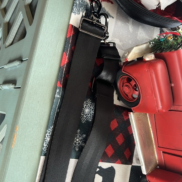 Harveys Vamp Coffin Convertible Crossbody Bag NWT - Picture 10 of 14